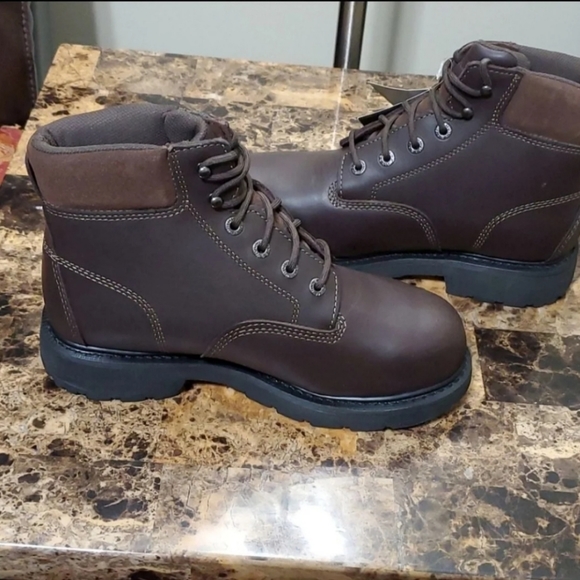 Wolverine Men\'s US 9.5EW 6\